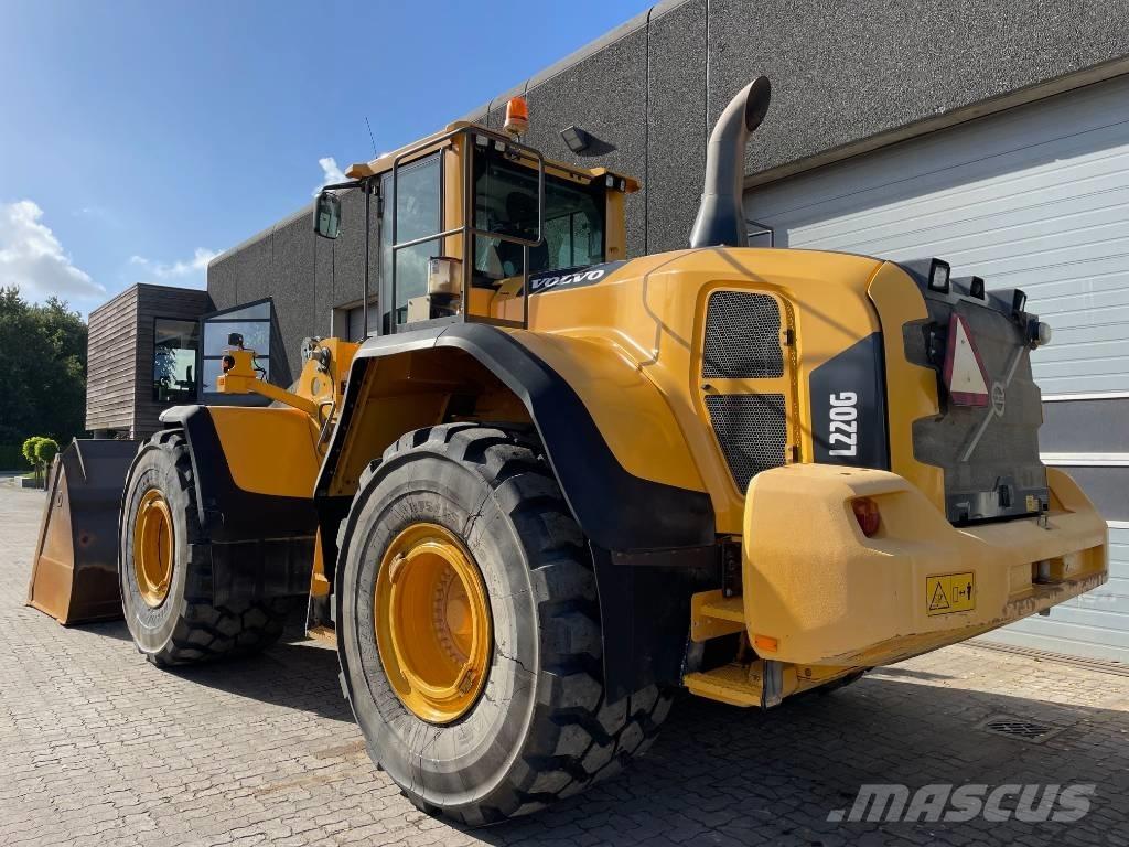 Volvo L220G 輪胎式裝載機