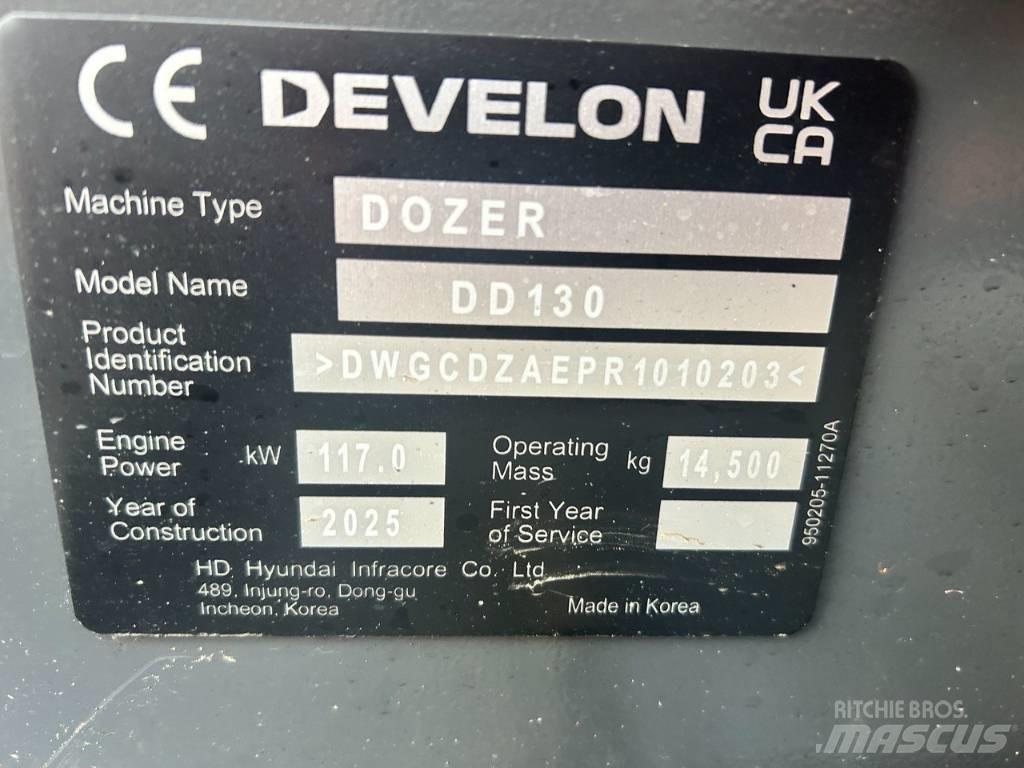 Develon DD 130 履帶推土機