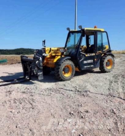 JCB 525-60 伸縮臂操作車