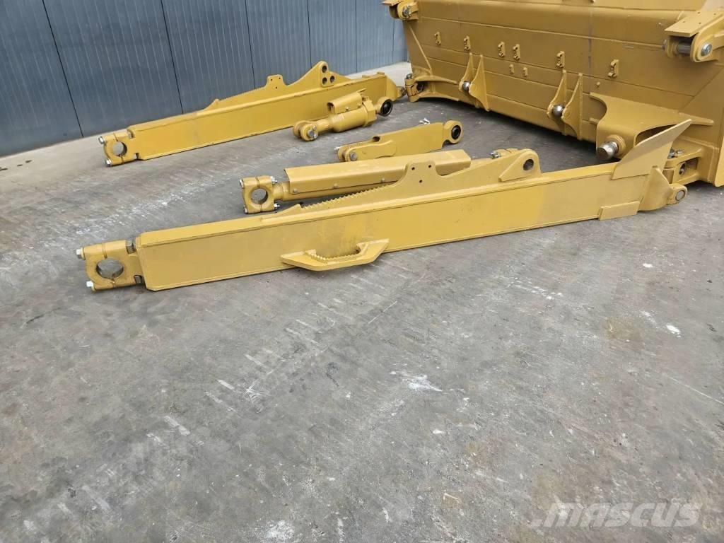 CAT D8T 鏟刀