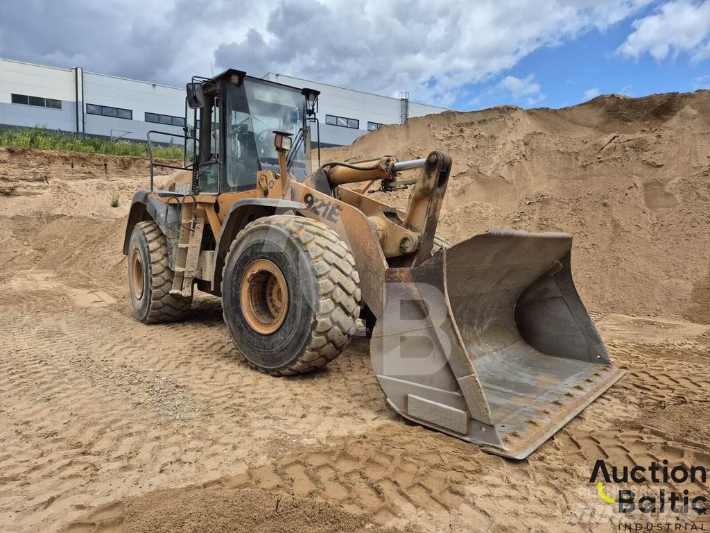 CASE 921 E 輪胎式裝載機