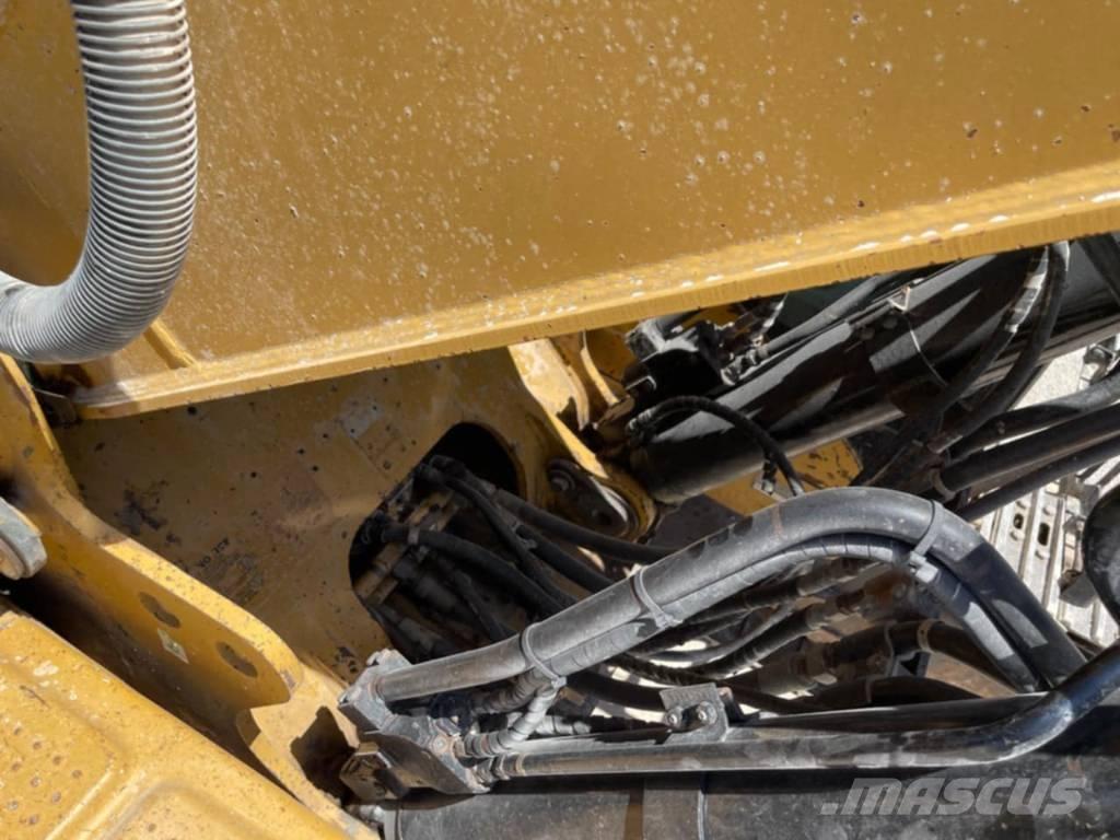 CAT 330 D LN 履帶式 挖土機/掘鑿機/挖掘機