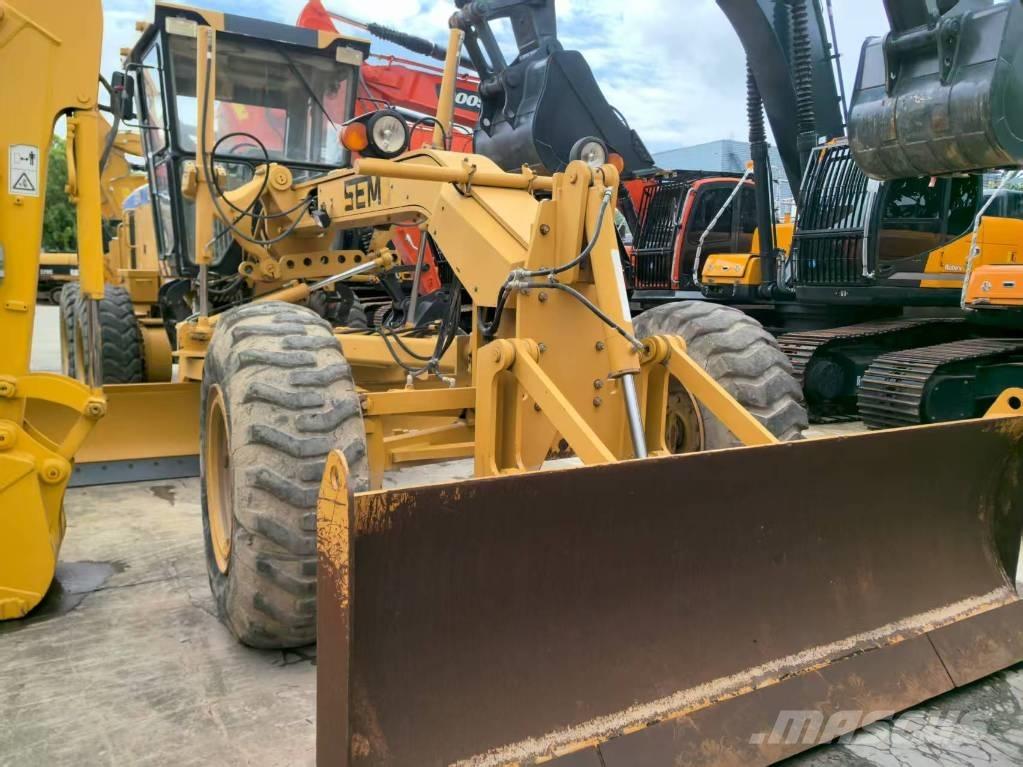 SEM 919 平土機