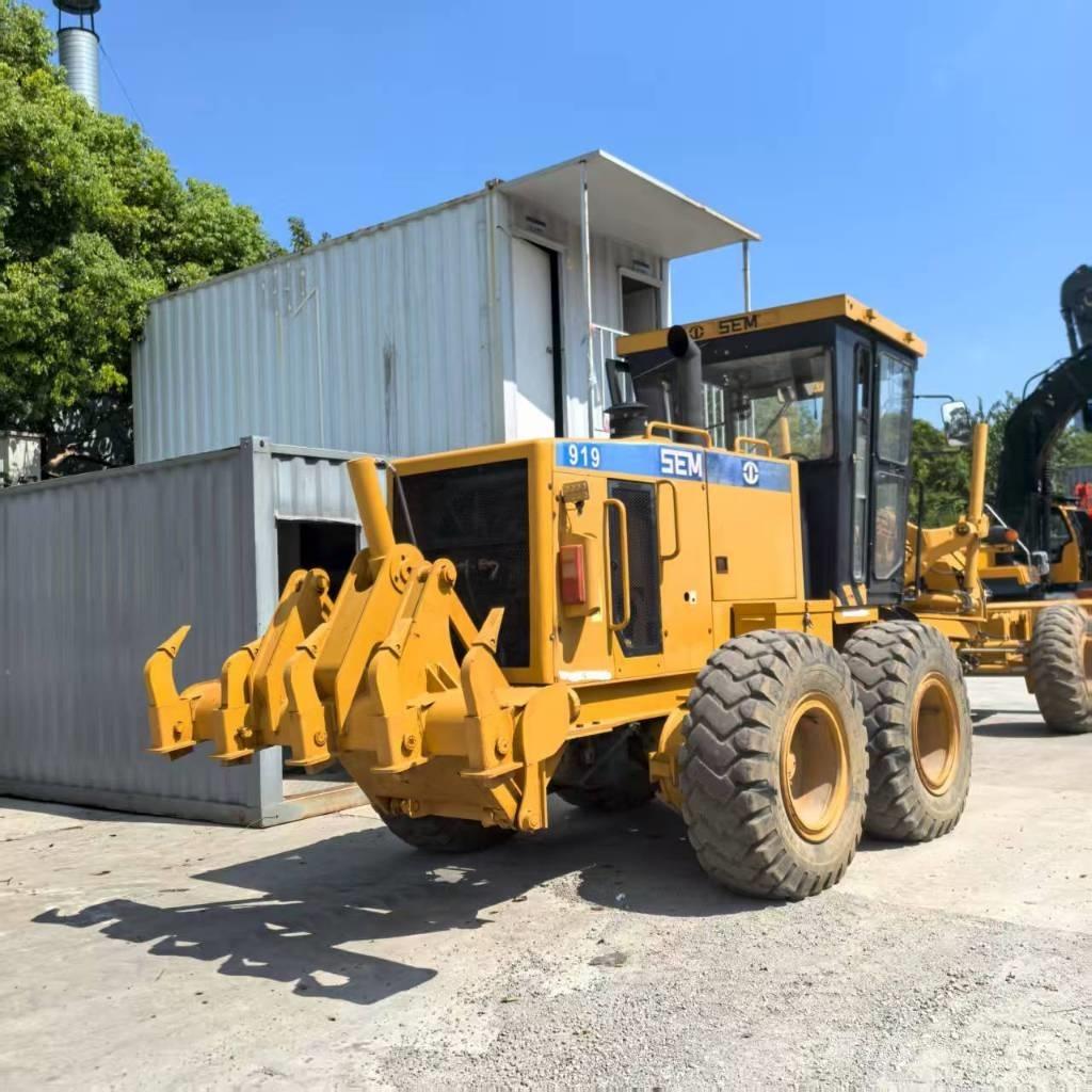 SEM 919 平土機