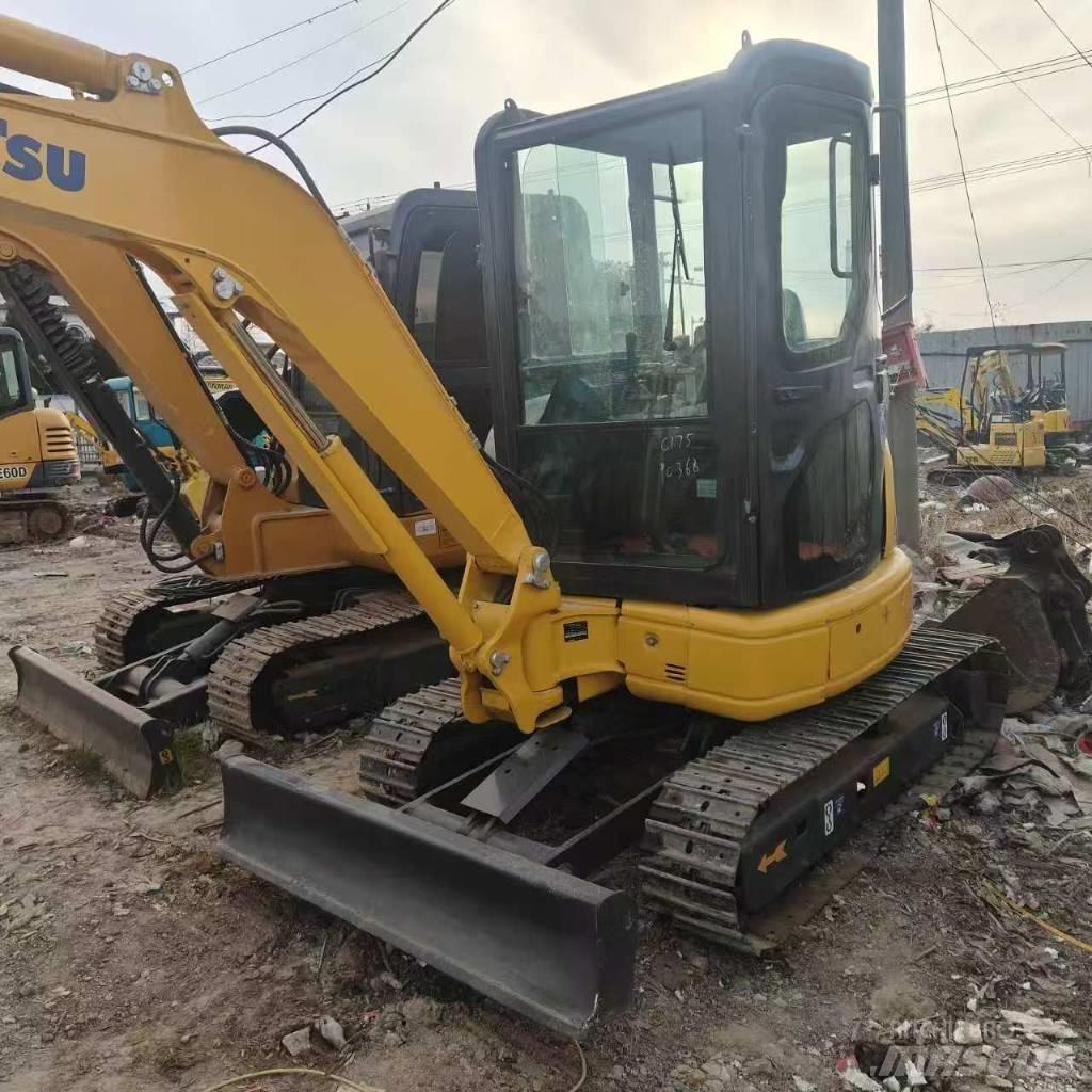 Komatsu PC35 小型挖土機/掘鑿機<7t(小型挖掘機)