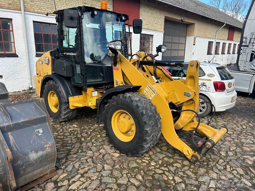 CAT 906 輪胎式裝載機