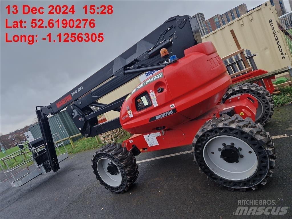 Manitou 200 ATJ 曲臂高空作業車
