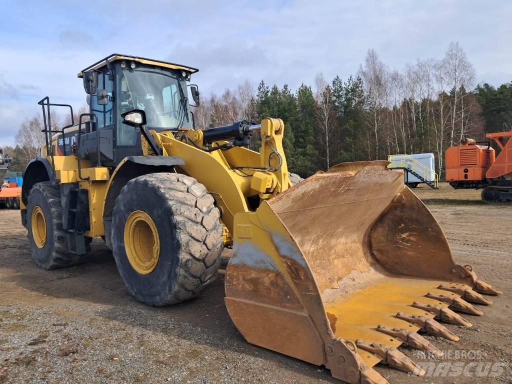 CAT 966M XE 輪胎式裝載機