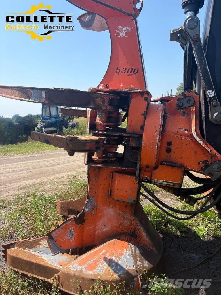 DEERE 753J 收穫機