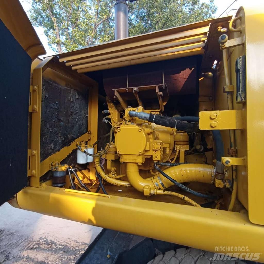 Komatsu PC150W-6 旋轉式挖土機/掘鑿機/挖掘機