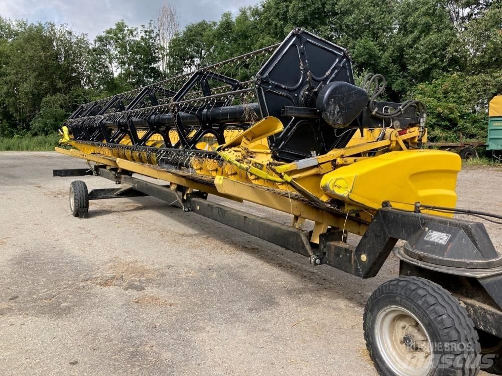 New Holland CR 9080 聯合收穫機