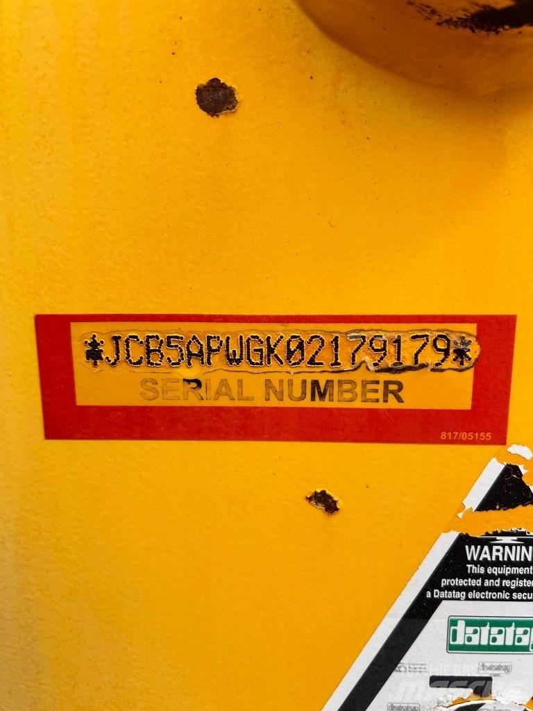 JCB 535-140 伸縮臂操作車