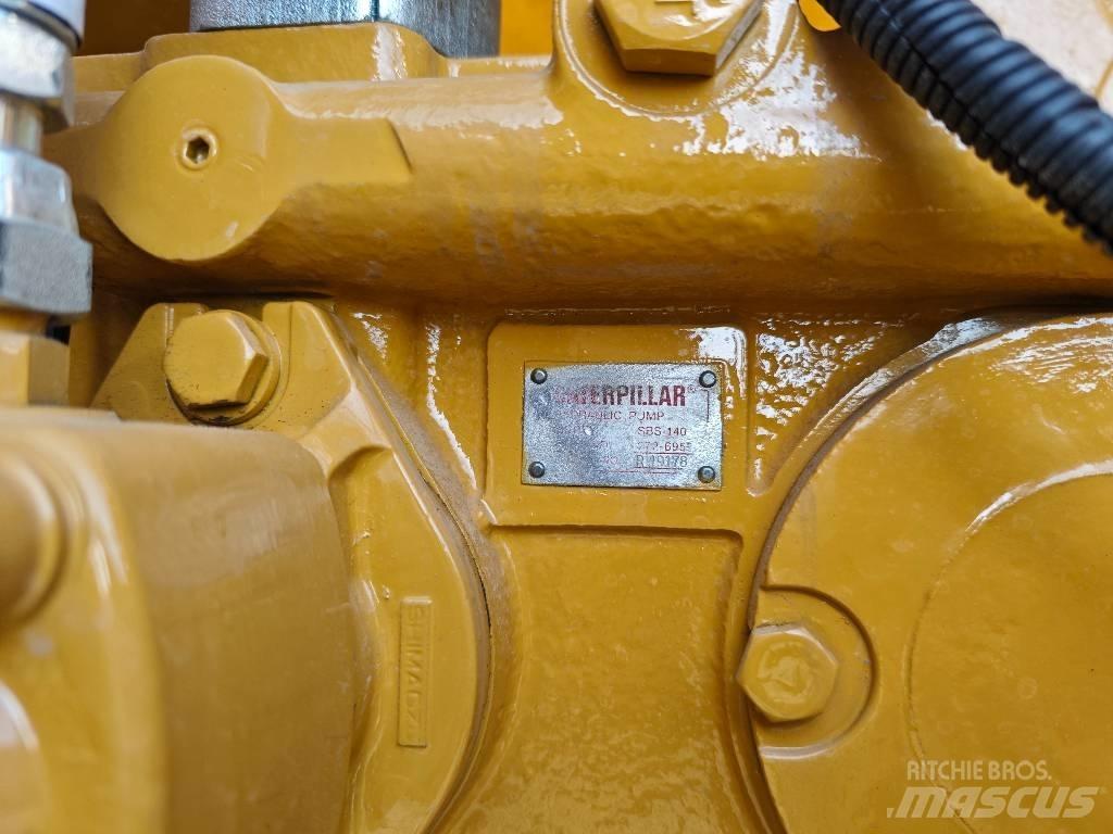 CAT 329 D 履帶式 挖土機/掘鑿機/挖掘機