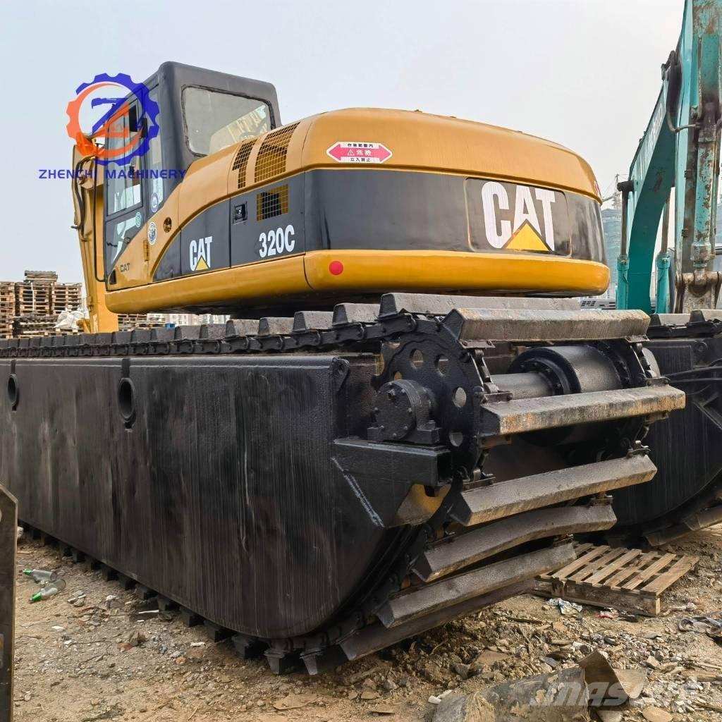 CAT 320 C 水陸兩用挖掘機
