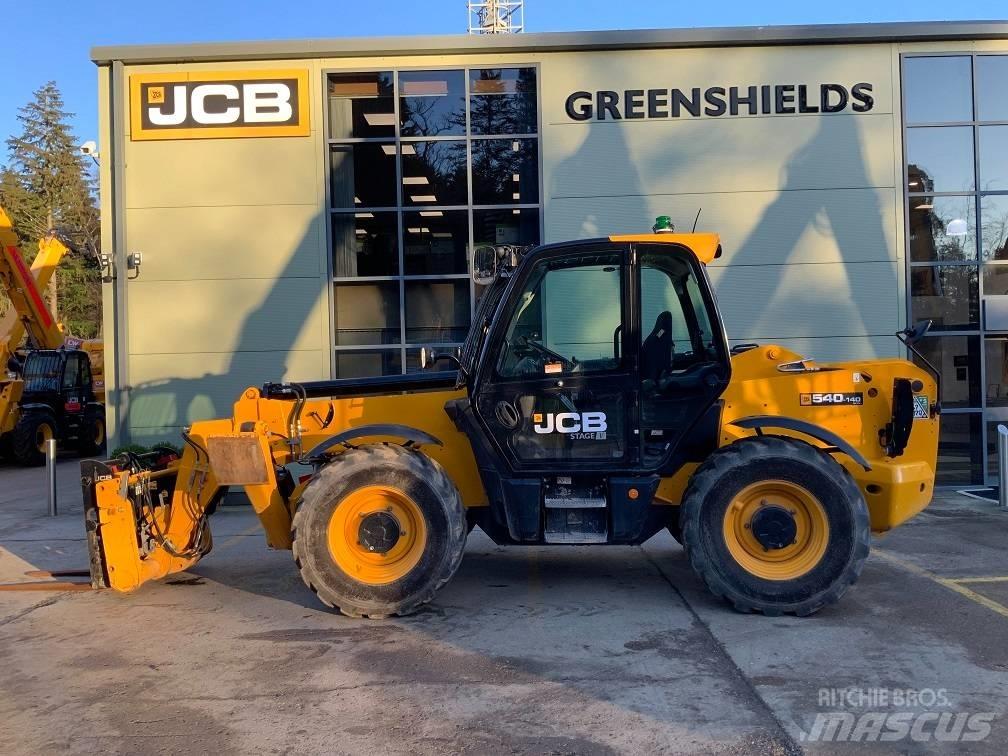 JCB 540V140 伸縮臂操作車