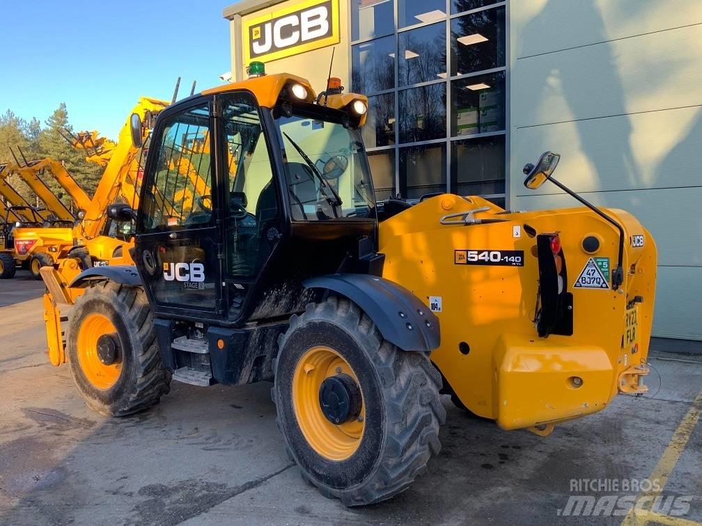 JCB 540V140 伸縮臂操作車