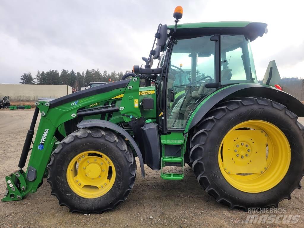 John Deere 5100R 曳引機