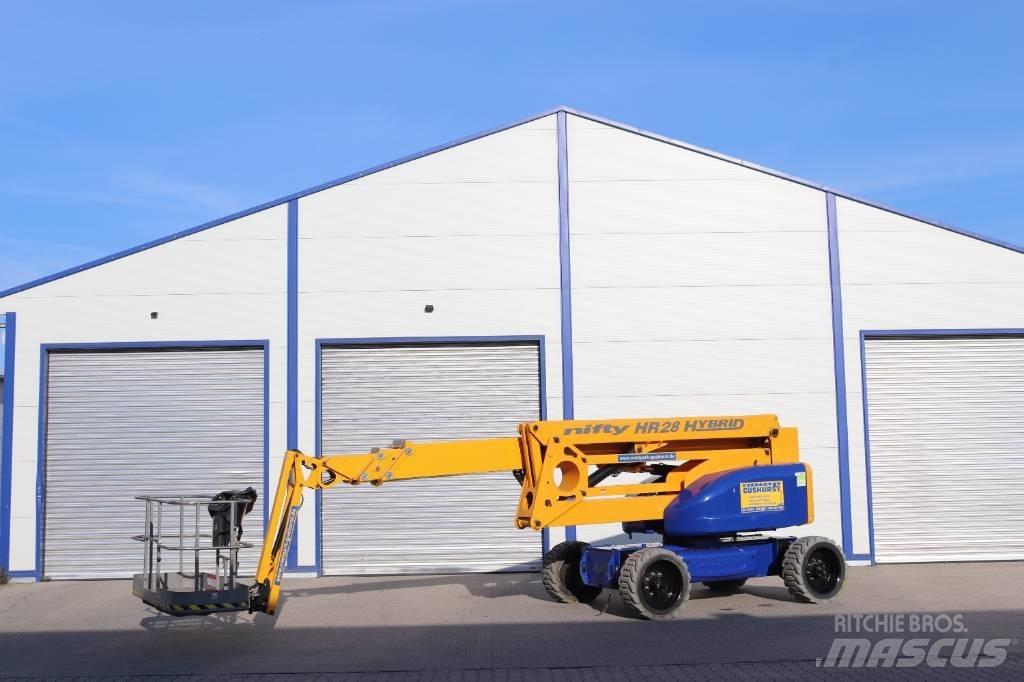 Niftylift HR28 Hy4x4 曲臂高空作業車