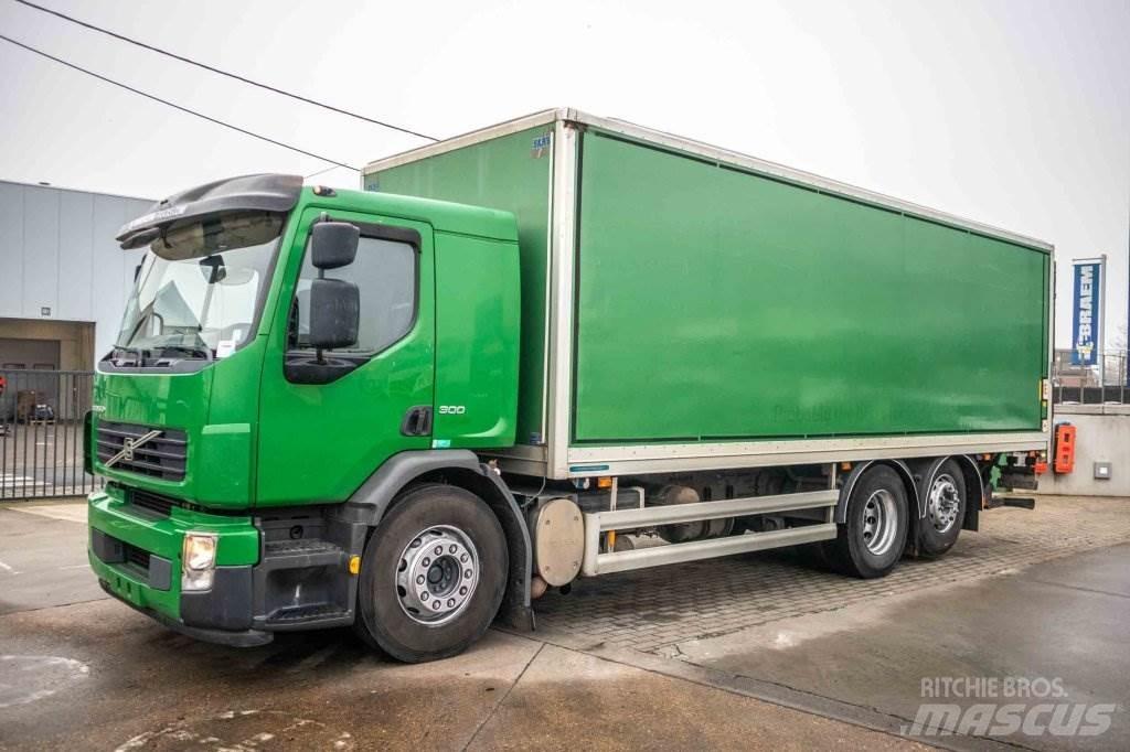 Volvo FE 300-6x2 貨箱式卡車