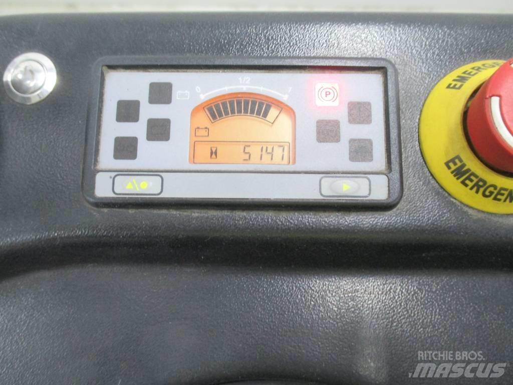 Linde L1600 TTFY 自走式堆積機