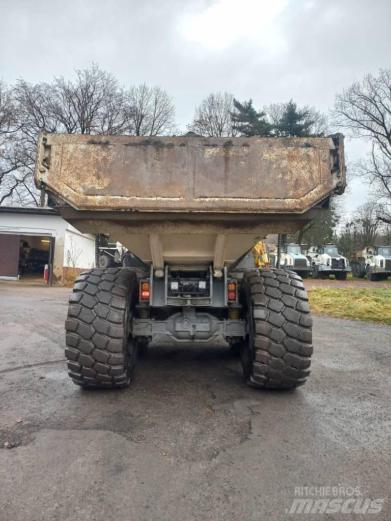 Terex TA 300 鉸接式起吊車