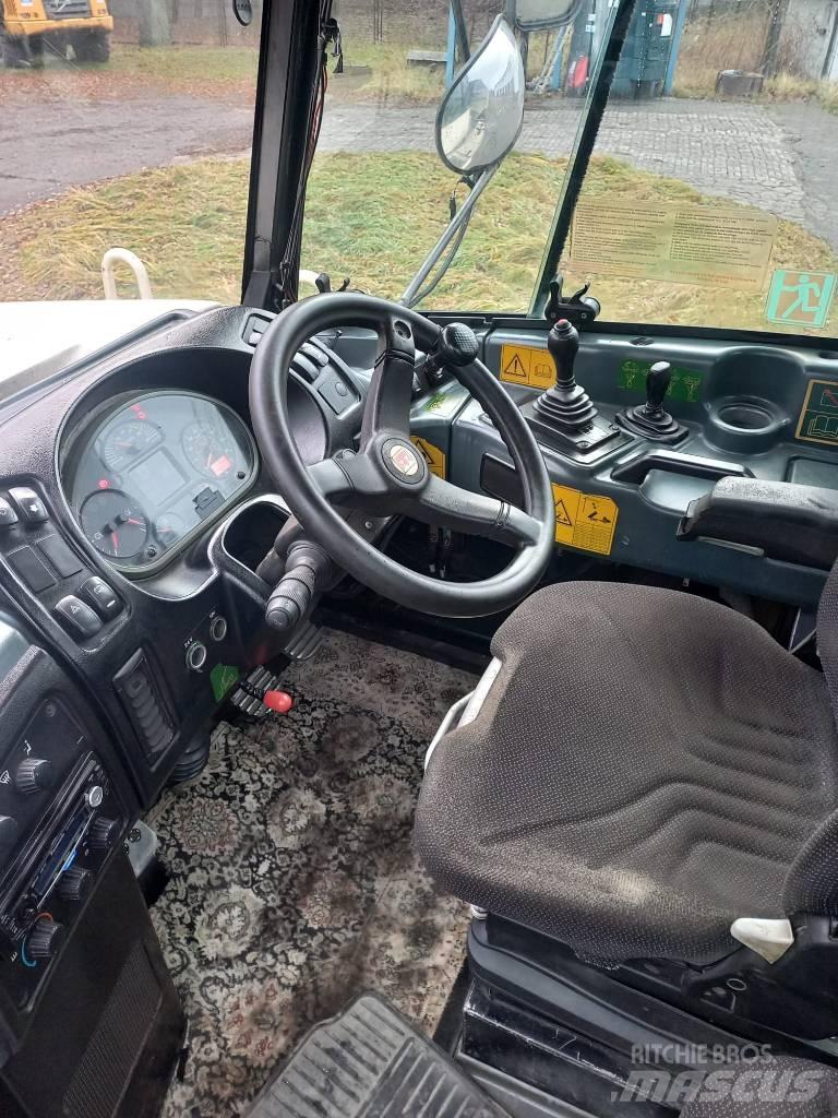 Terex TA 300 鉸接式起吊車
