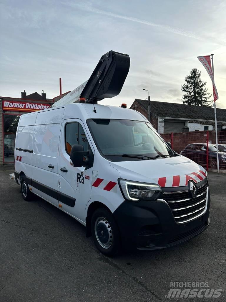 Renault Master 拖車裝載高空作業平台