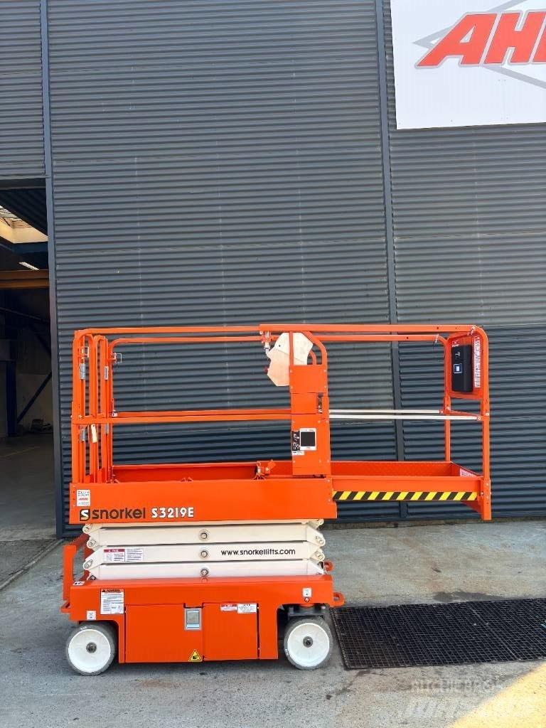 Snorkel S 3219 E 剪式升降機