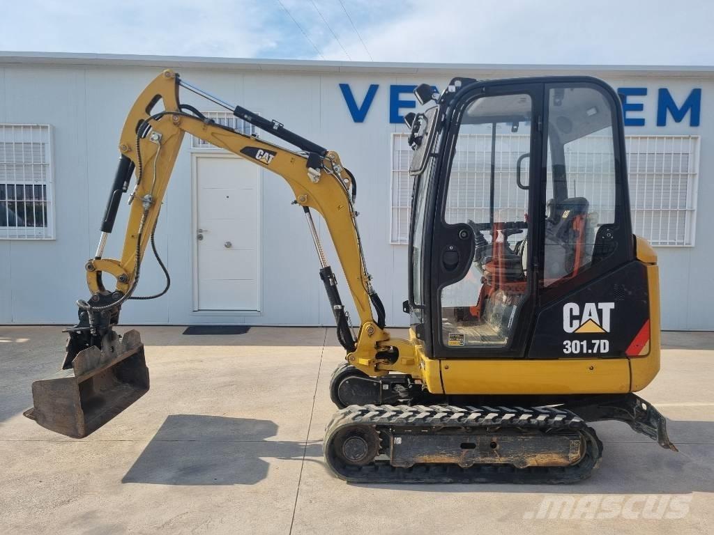 CAT 301.7 D 小型挖土機/掘鑿機<7t(小型挖掘機)