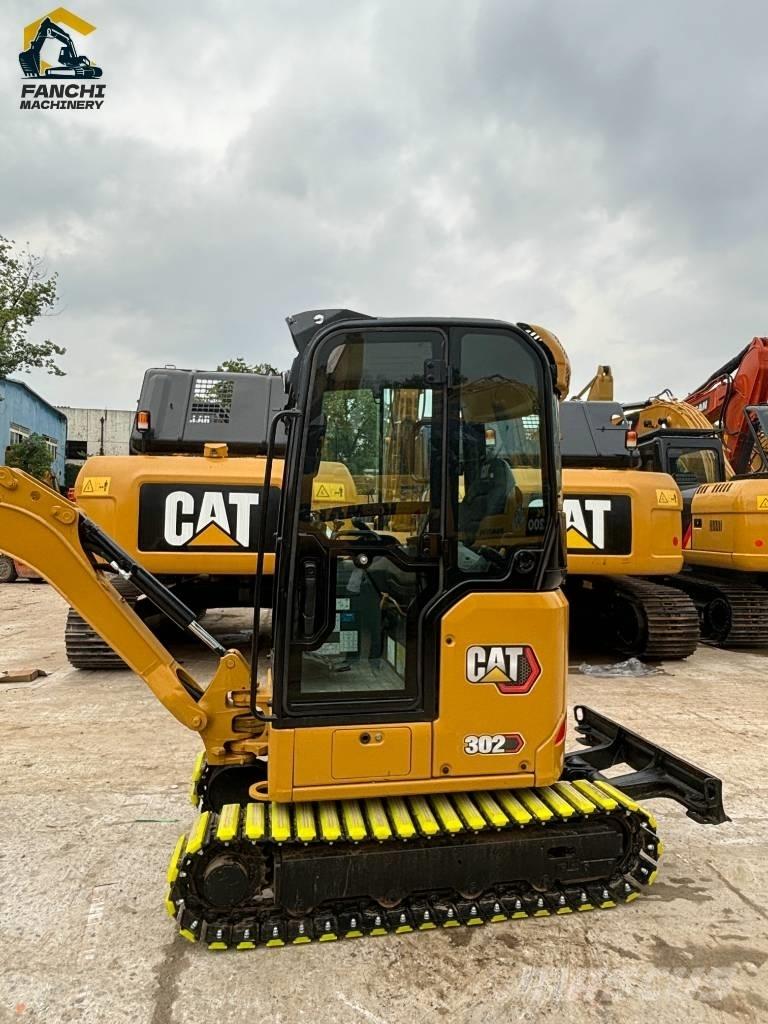 CAT 302 小型挖土機/掘鑿機<7t(小型挖掘機)