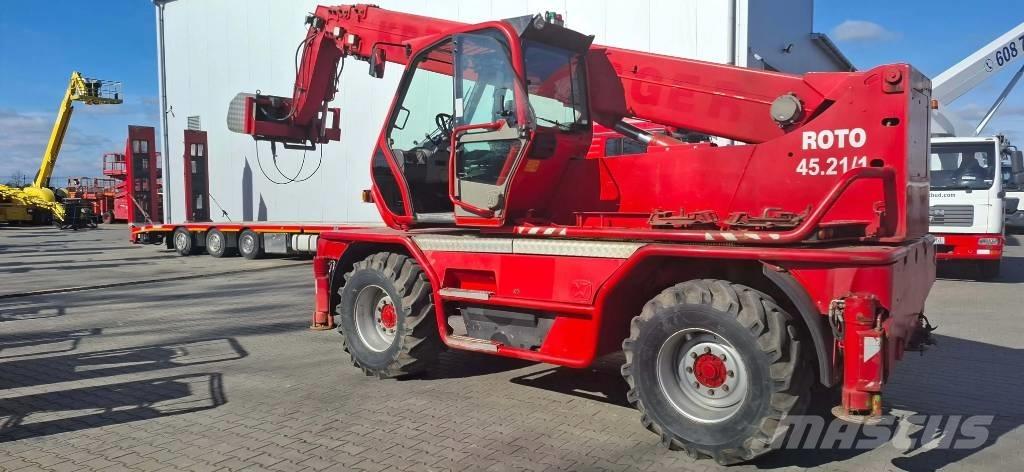 Merlo Roto 45.21 伸縮臂操作車