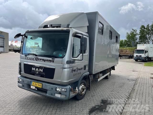 MAN 8.180 貨箱式卡車