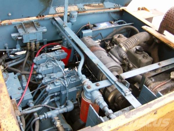 Case F25V 瀝青攤舖機/鋪路機