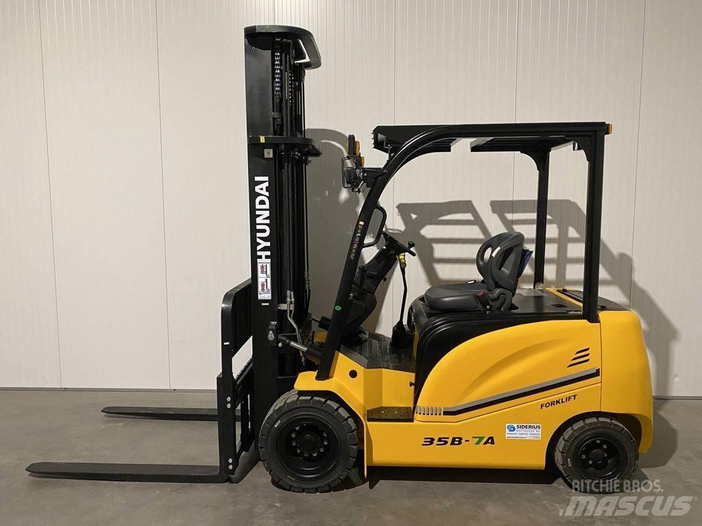 Hyundai 35B-7A 電動堆高機