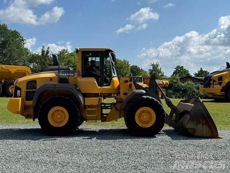 Volvo L 120 H 輪胎式裝載機