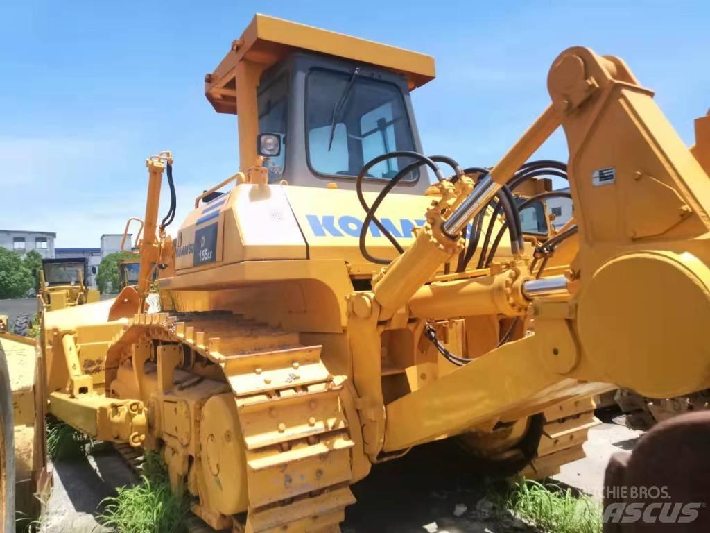 Komatsu D 155 履帶推土機