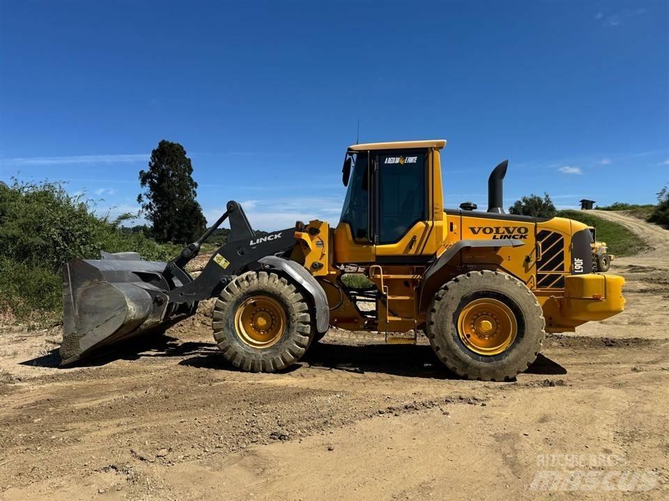 Volvo L 90 F 輪胎式裝載機