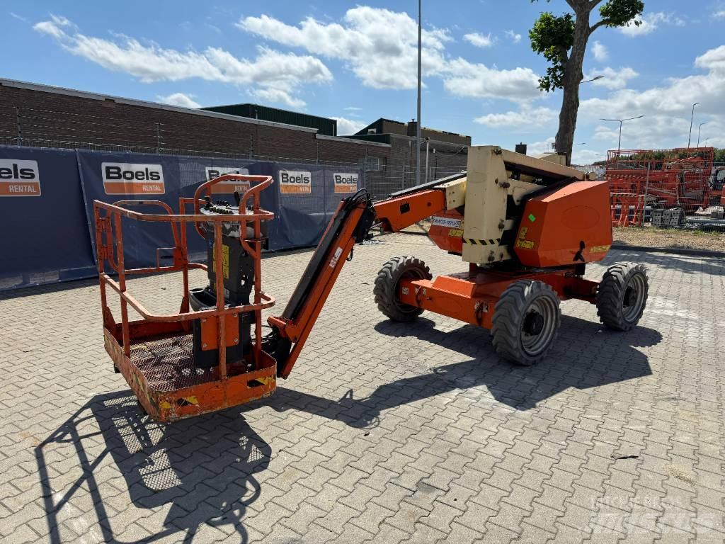JLG 340AJ 曲臂高空作業車
