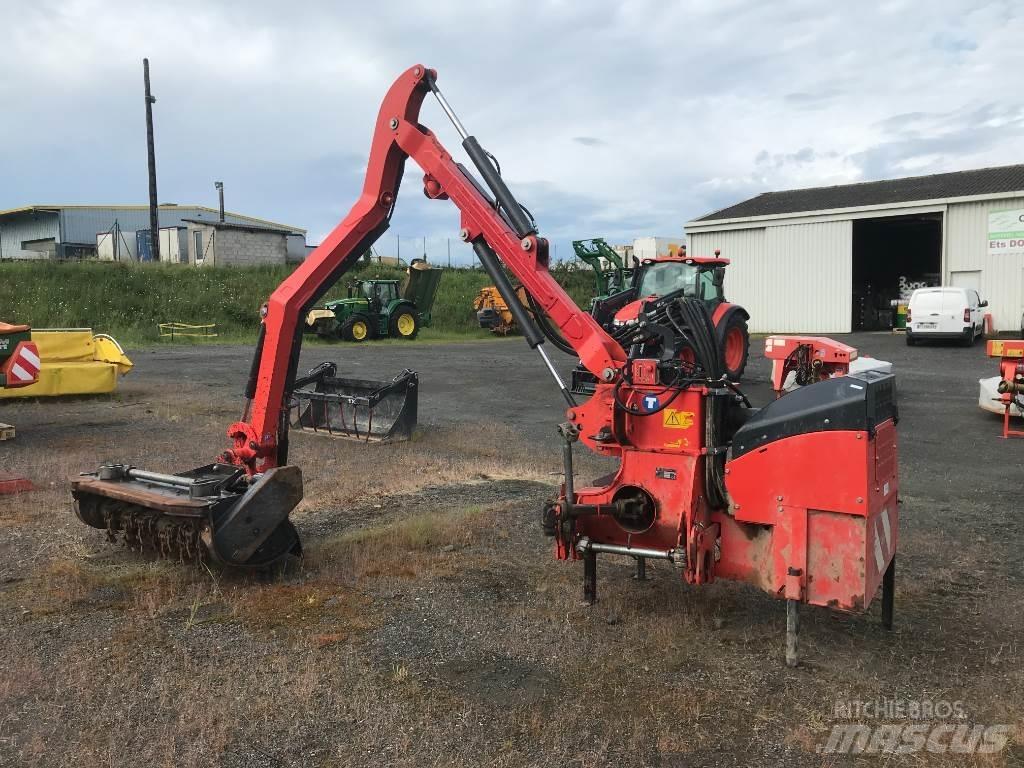 Kuhn EP 5050 SP 裝載與牽引式割草機