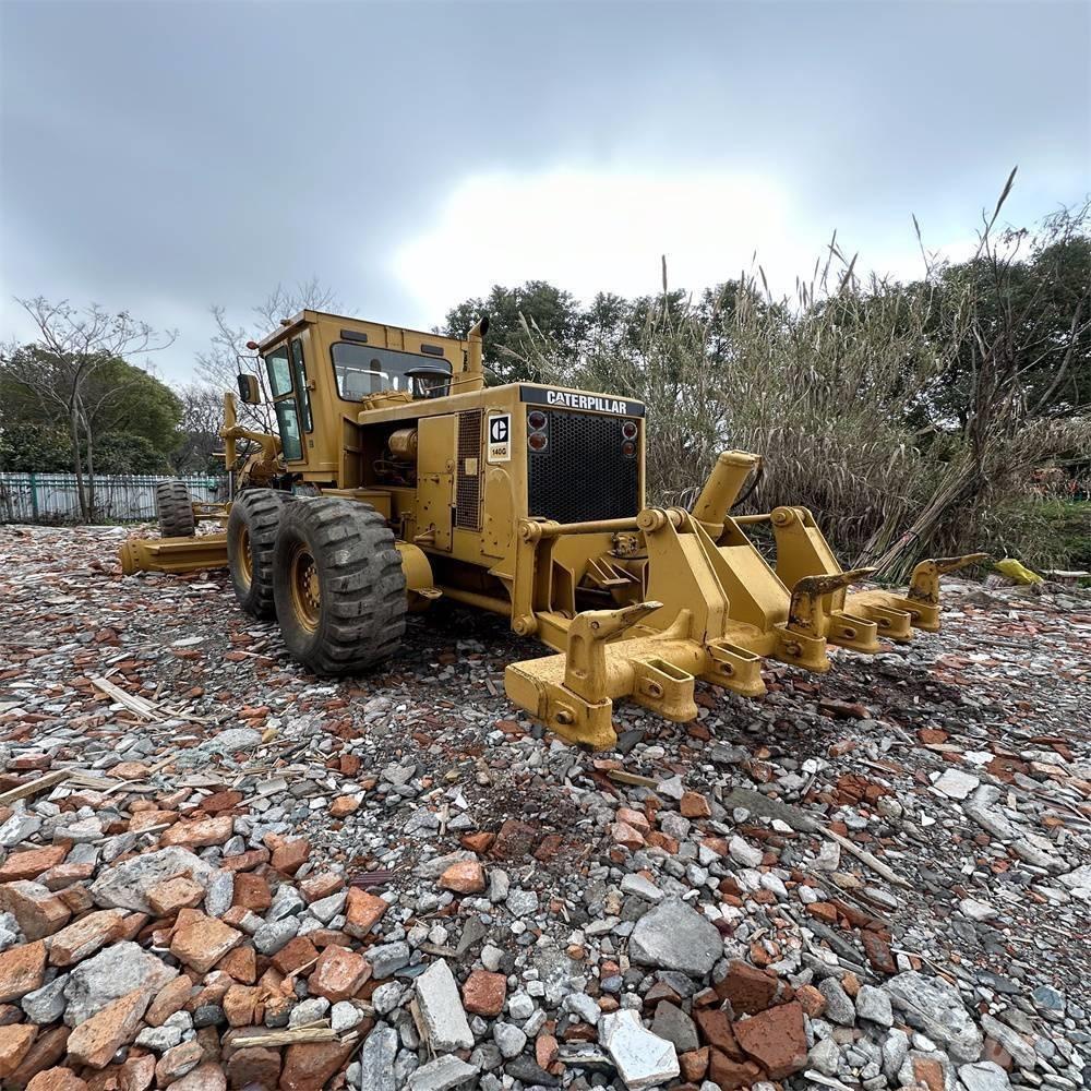 CAT 140 G 平土機