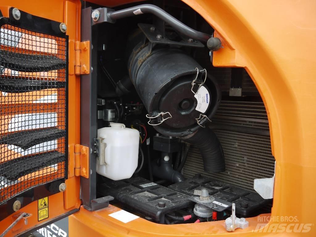 Doosan DX 140 LCR-5 履帶式 挖土機/掘鑿機/挖掘機