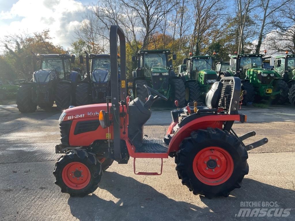 Kubota B 1241 曳引機