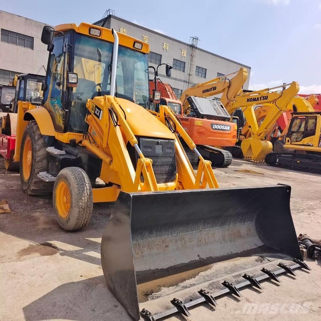 JCB 3 CX 反鏟裝載機
