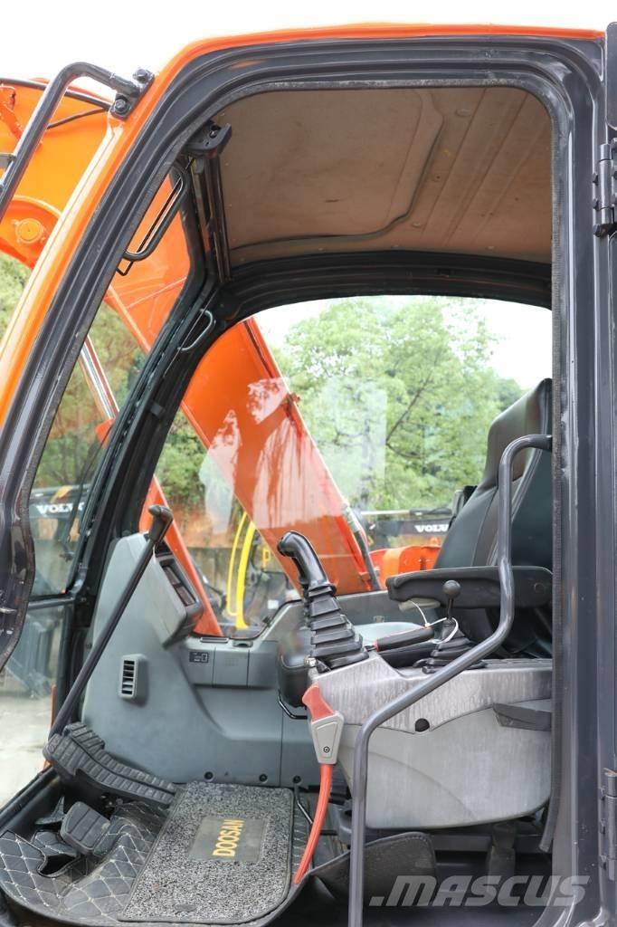 Doosan DX 75-9 C 小型挖土機/掘鑿機<7t(小型挖掘機)