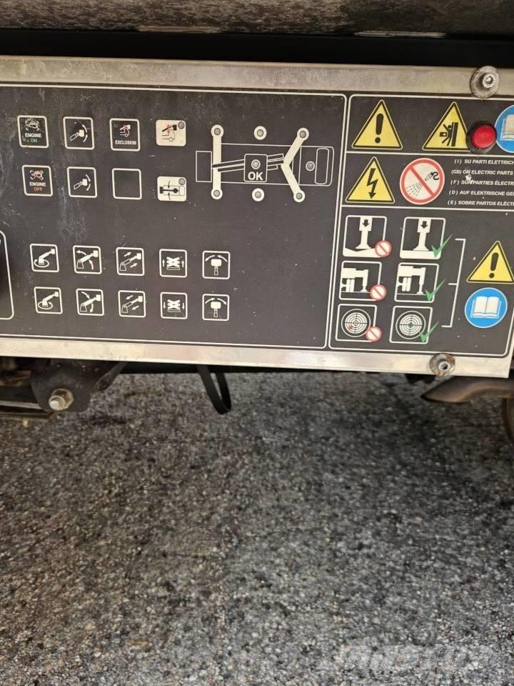 Isoli PNT 205 NH 卡車裝載高空作業車