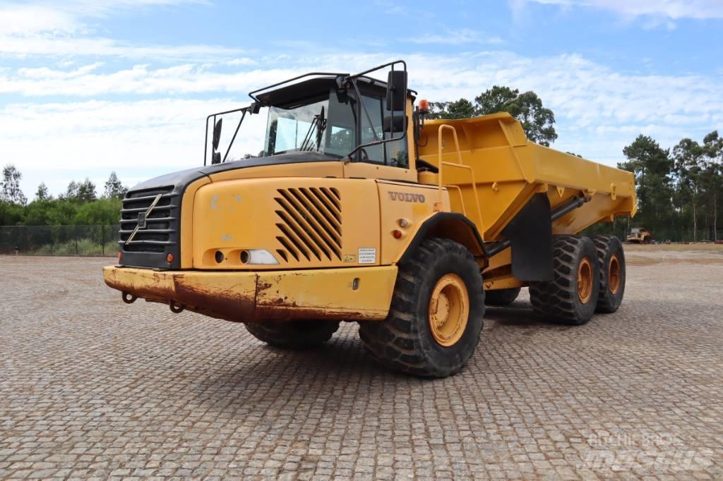 Volvo A30D 鉸接式起吊車