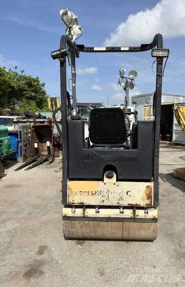 Ingersoll Rand DD 16 土壤壓實機