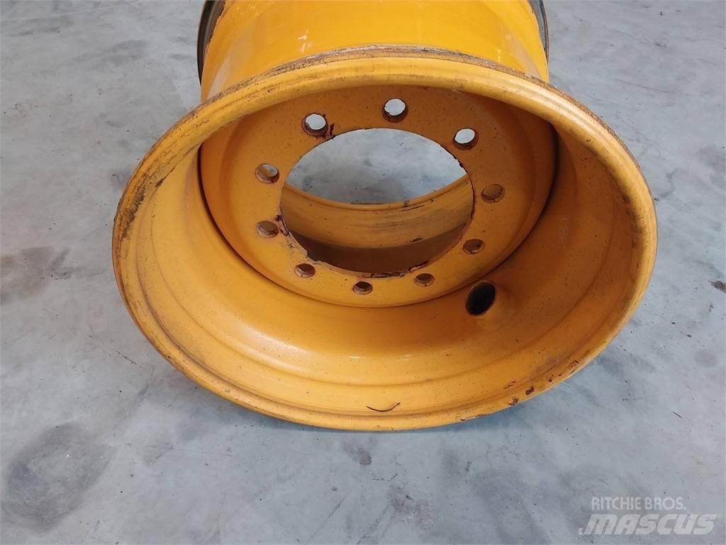 Rottne H11 20x24,5 輪胎、車輪和輪圈