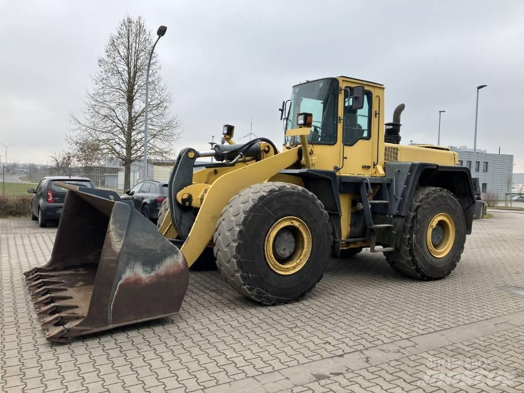 Komatsu WA 420 輪胎式裝載機