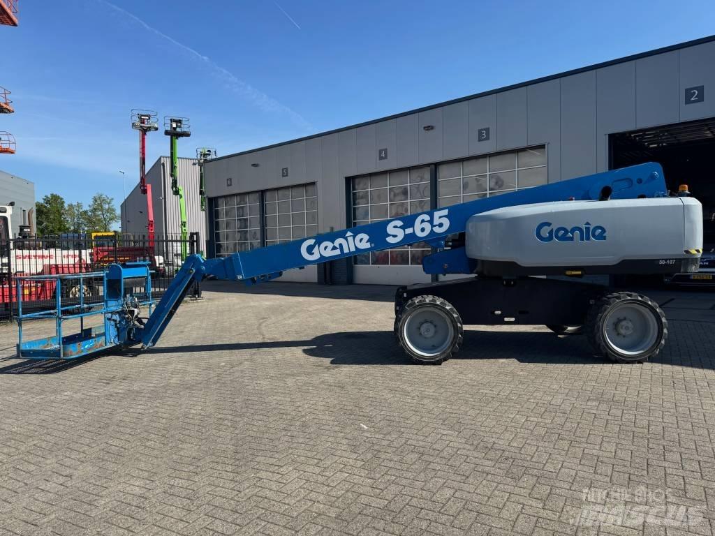 Genie S 65 伸縮臂高空作業車